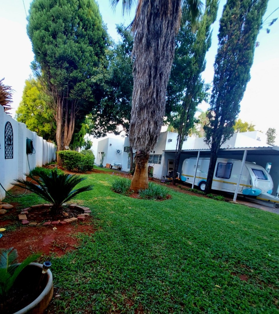 3 Bedroom Property for Sale in Flamwood North West